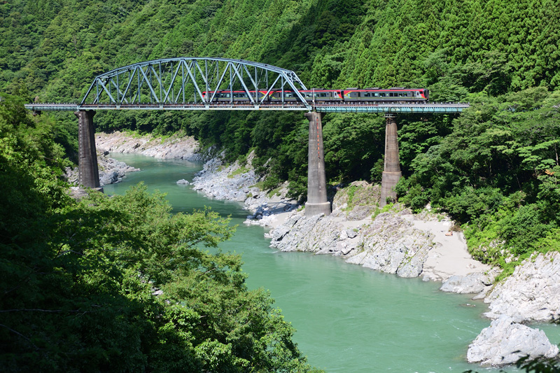 r2025.07.23-d6114.jpg