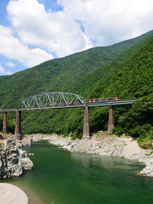 r2025.08.01-d6114.jpg