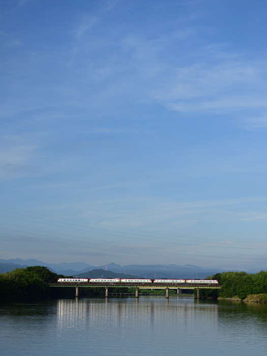 r2025.08.22-d6010.jpg