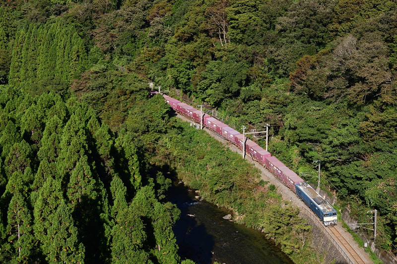 r2025.10.10-da100.jpg